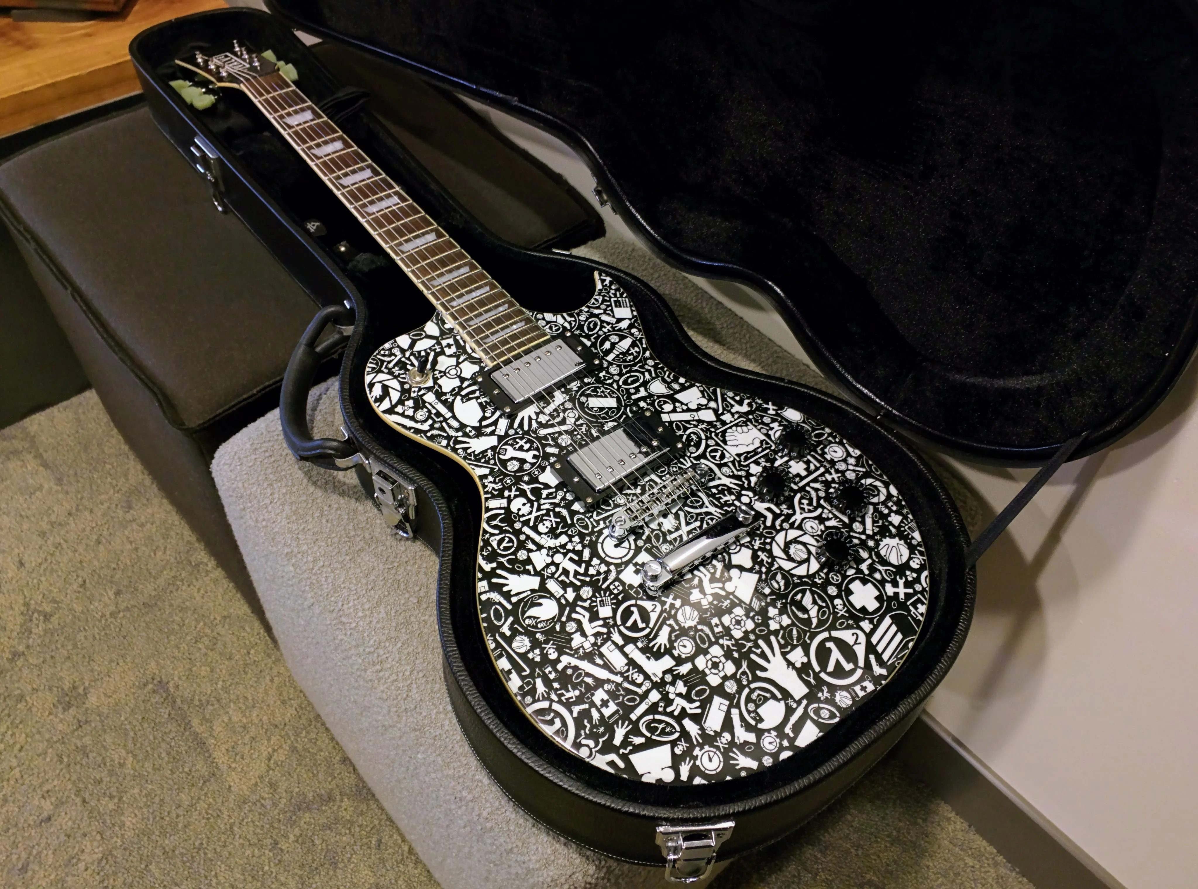 Valve
Guitar
